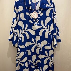 Blue and White Patterned Dress / Tunic w/pockets NWT  M & L